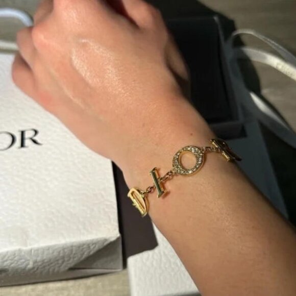 Dior 'Dior(r)evolution' Bracelet with Box & Pouch - Adjustable 15.5-18.5cm - Picture 5 of 5